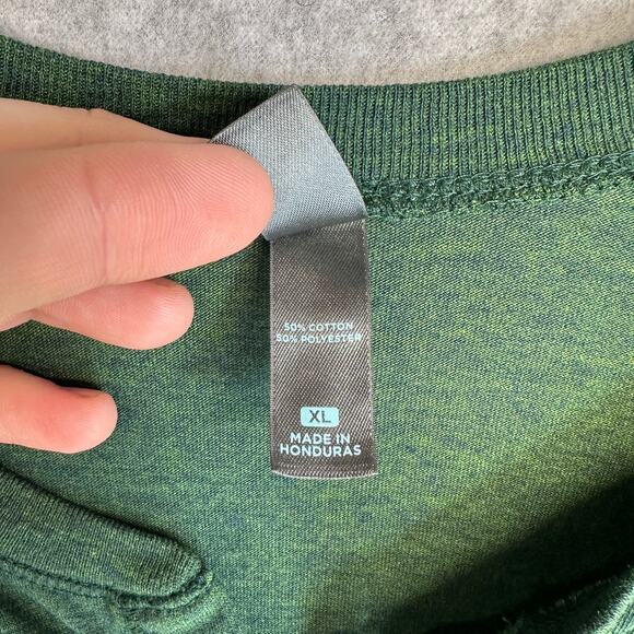 District T-Shirt Henley Mens XL Green Fishing Graphic Print Anchorage Alaska - Picture 5 of 12